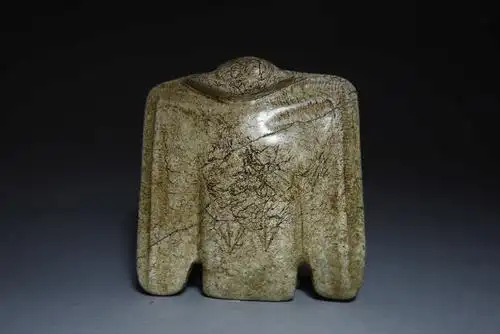 红山文化期玉器,工上自然态质变,任南珍藏