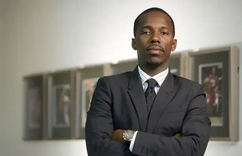 史蒂芬·库里:an undrtd story | 熊·视觉_my体育资讯网