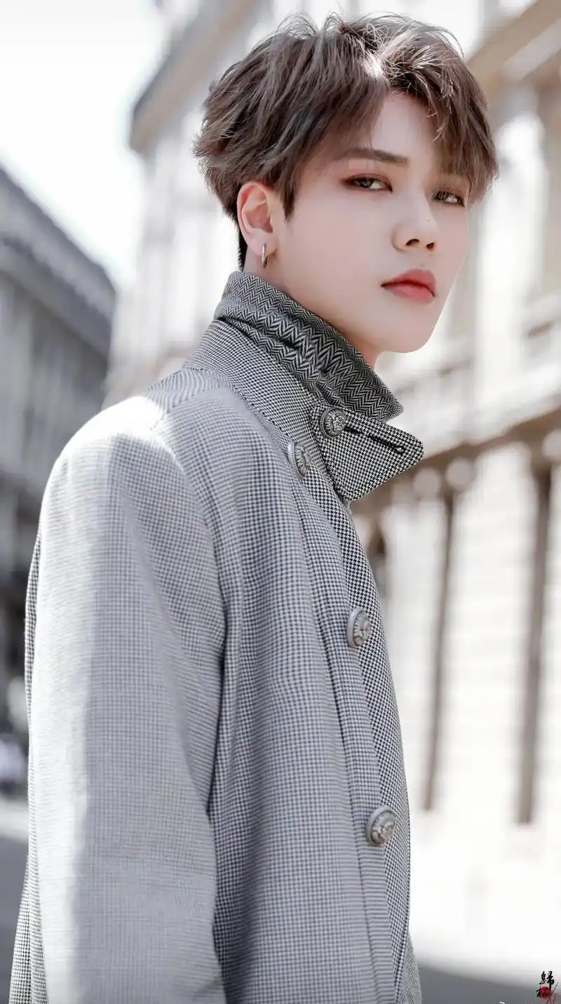 神仙颜值 #我的爱豆 #林彦俊 #原来我很爱你 "林彦俊" - 抖音