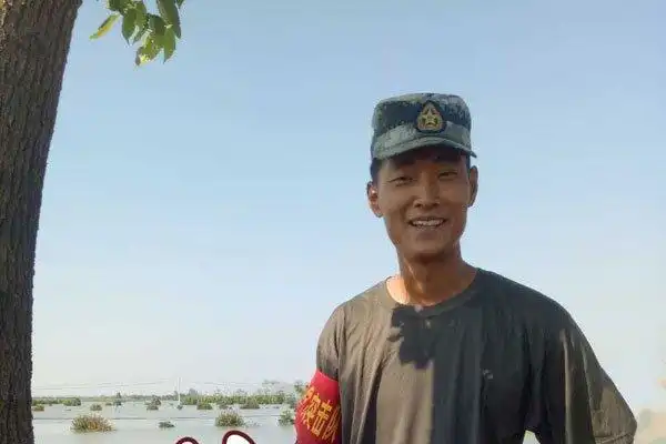 军人刘金沂刘队长退伍了吗和张蓝心很遗憾没有走到一起