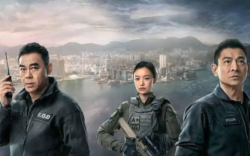 《拆弹专家2》上映口碑爆棚,刘德华刘青云强强联手,18年后再掀起港影