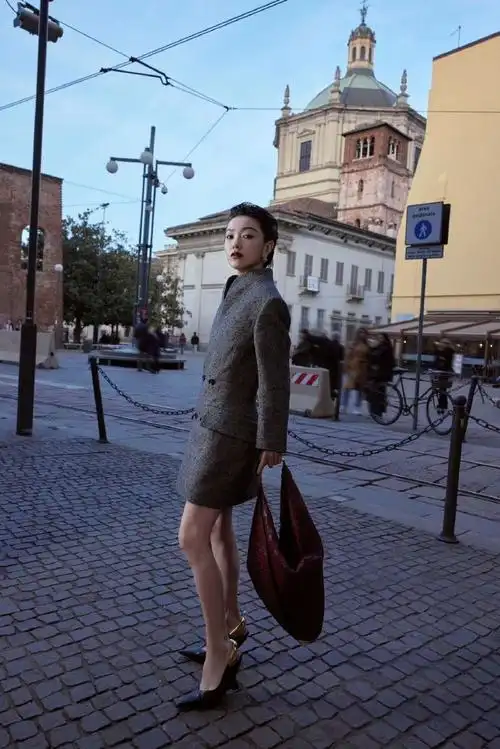 郭采洁米兰看秀造型