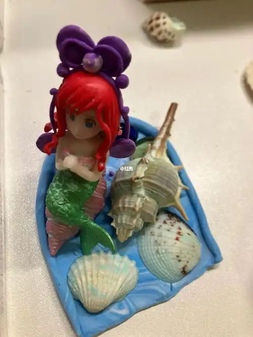 姐姐给人鱼公主做了一个发髻发型