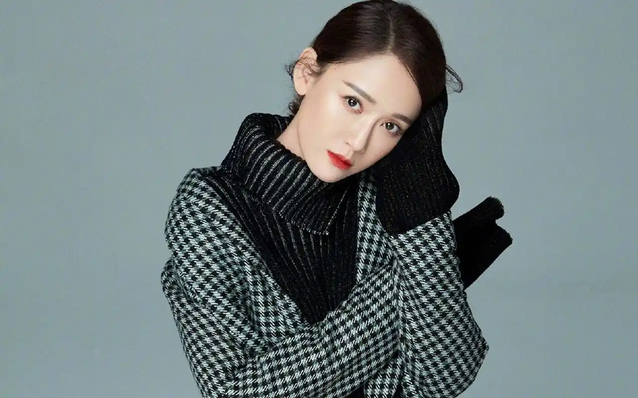 陈乔恩成熟优雅写真桌面壁纸