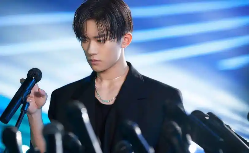 头发全剃变光头,疑将出演病症患者_电影_小北_少年