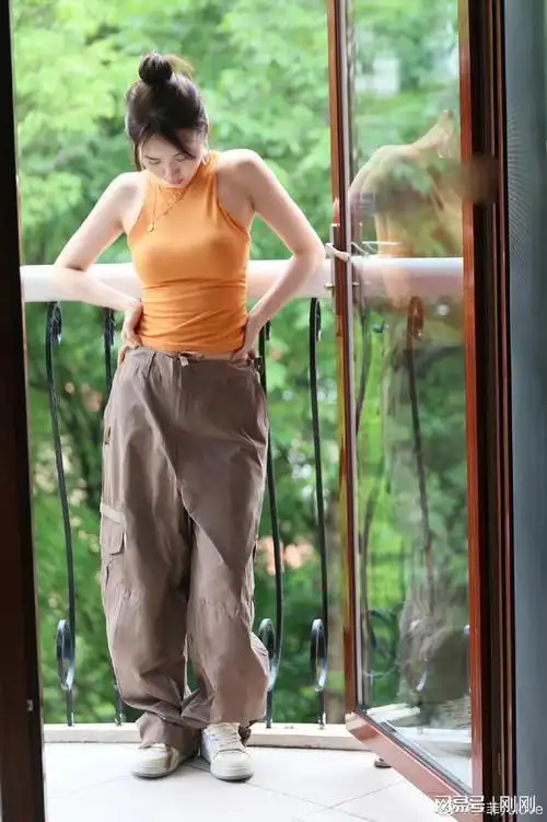 冰清玉洁李菲儿