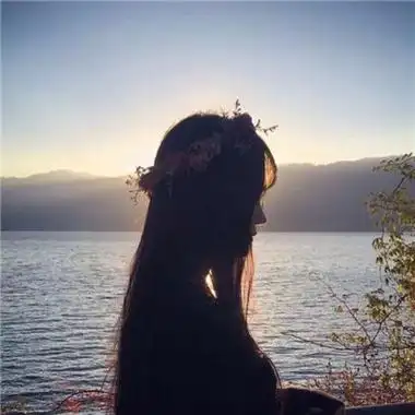 女生头像侧面长发唯美图片大全