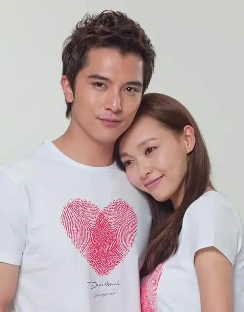 唐嫣前男友被曝母子恋60岁女方委屈他了