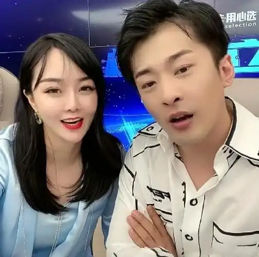 辛巴宣布退出直播坦言败给了资本钱不重要自己想帮助老百姓