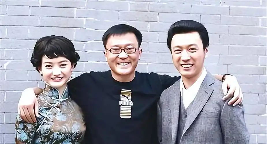 她和胡歌是同学,貌美如花从不炒作,丈夫位列全球亿万富豪榜_朱杰_艺术