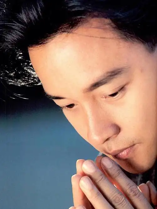 张国荣先生丨心跳呼吸正常