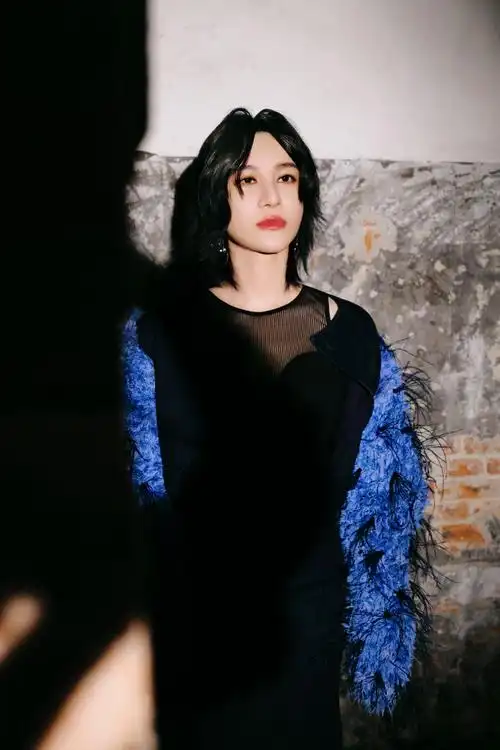 爱唱歌的大学生##尚雯婕加盟爱唱歌的大学生