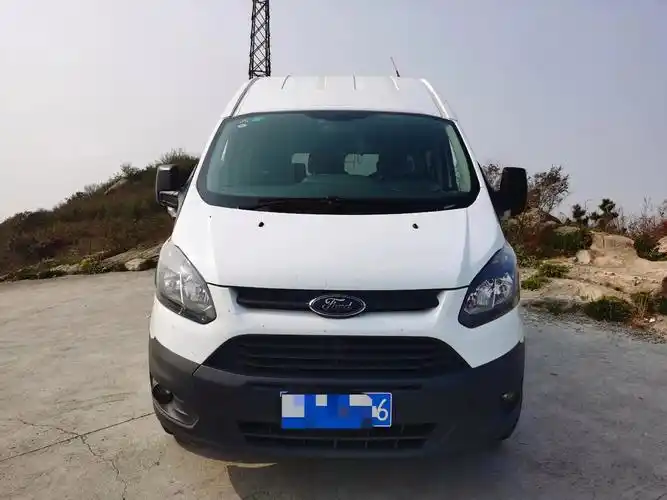 福特全顺6座柴油车质量怎么样(福特全顺6座柴油车质量怎么样呀)福特新