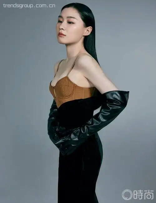 金靖 | 面对镜子 发现一切刚好