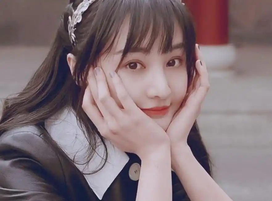 陈都灵炒作?郑爽联手李易峰?