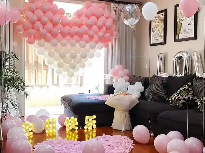 家庭版生日宴布置