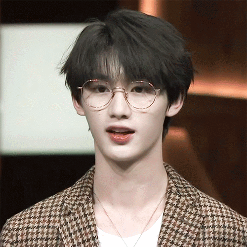 说一句丁程鑫脸蛋天才不过分吧,这颜值也太优越了吧!