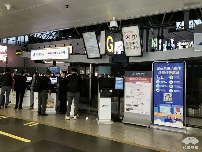 很多航空迷专门来打卡,机组服务让人催泪|登机口|值机_网易订阅