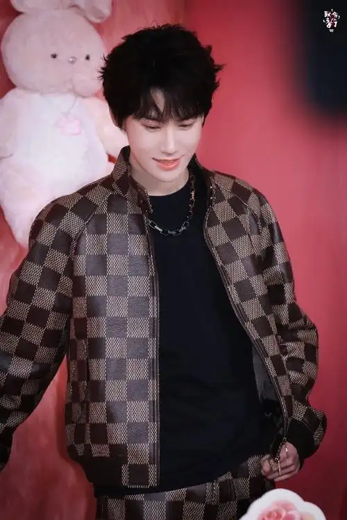 张真源 live之神##微博之夜