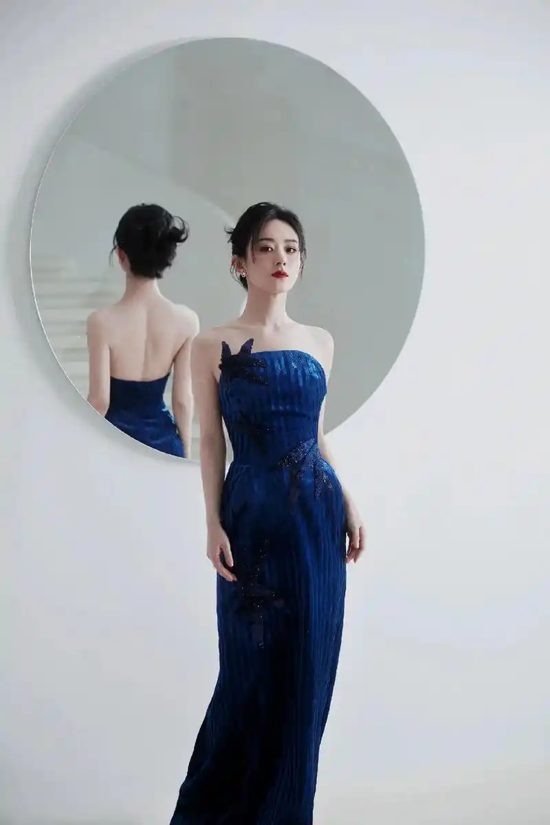 赵丽颖 #赵丽颖蓝色抹胸长裙 #燕之屋代言人赵丽颖 #氛围 - 抖音