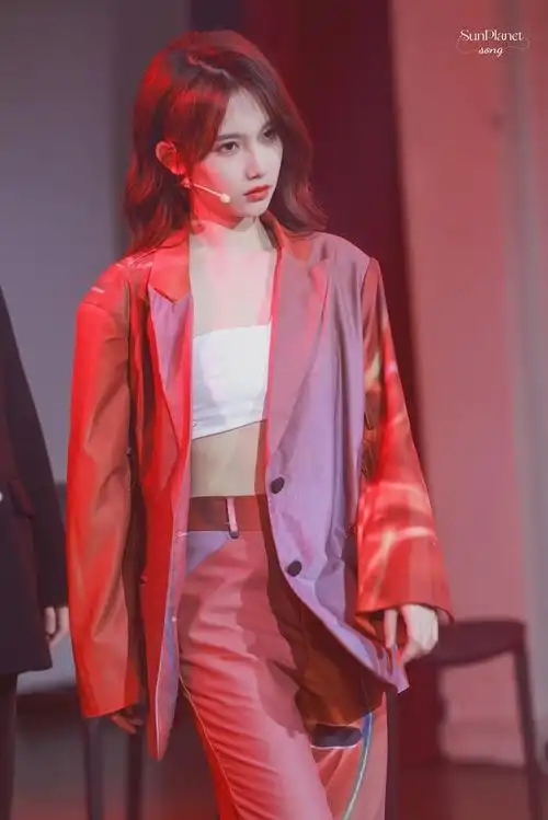 安利|美丽忘忘宋昕冉,可以当壁纸的美图合集