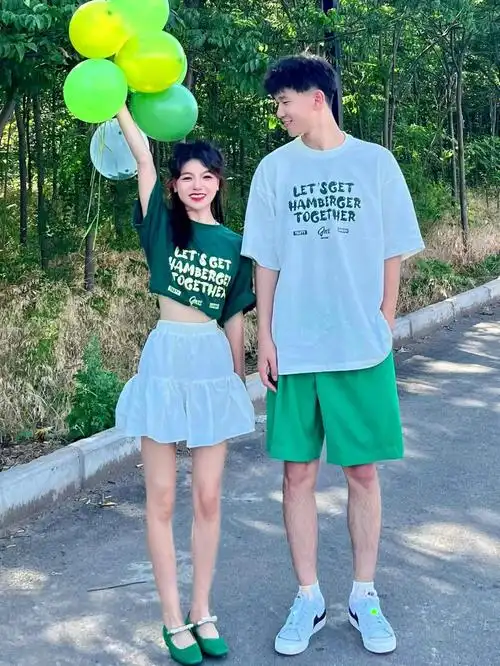 15377183情侣生活总要有点绿