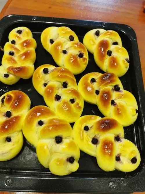 木蟹蟹做的北海道中种花式小面包