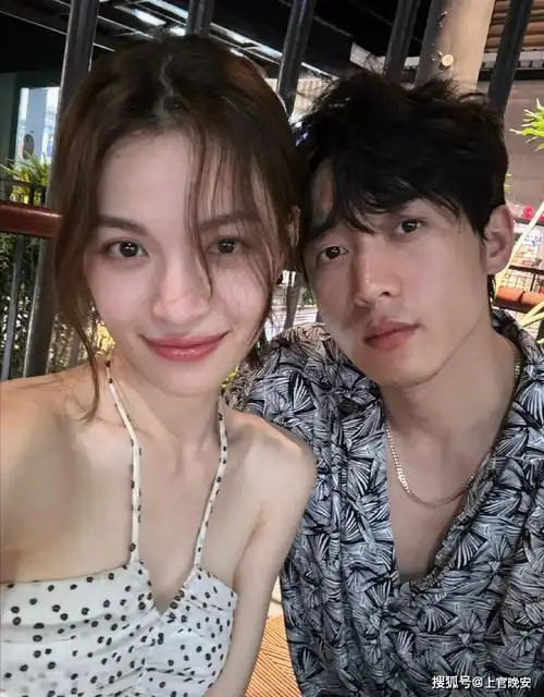 钟楚曦的前任和现任对比,审美从未改变,唯爱肌肉型男_钟姐_张云龙