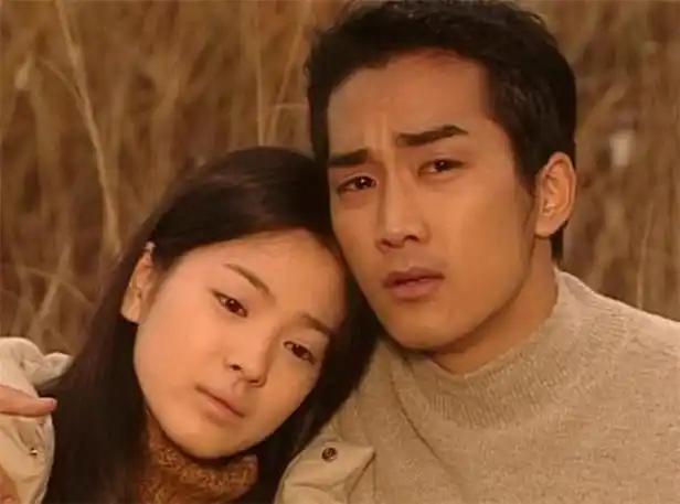 王才涛执导《蓝色生死恋》公映 宋慧乔宋承宪关注恩熙俊熙扮演者