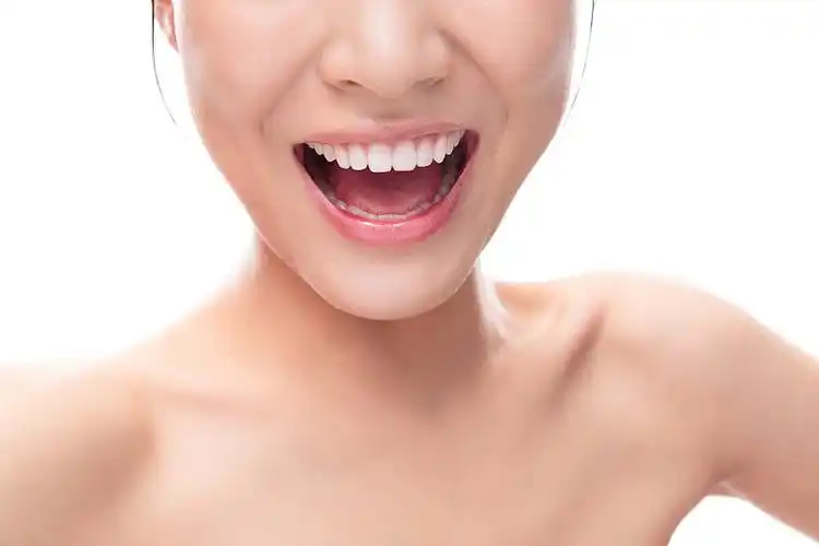 中国人 露齿图片_中国人 露齿高清图片素材库