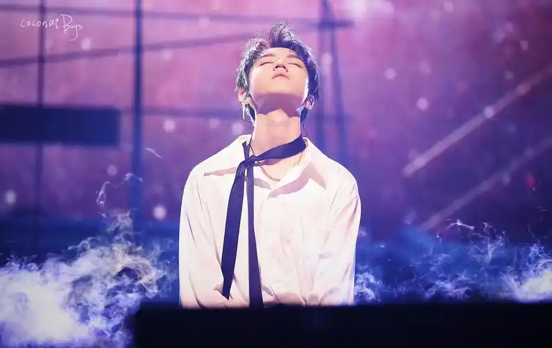 11 tfboys南京四周年演唱会… - 堆糖,美图壁纸兴趣社区