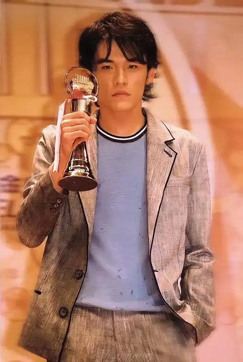 周杰伦早期青涩照片合集(无水印),你一定没看过 - 知乎