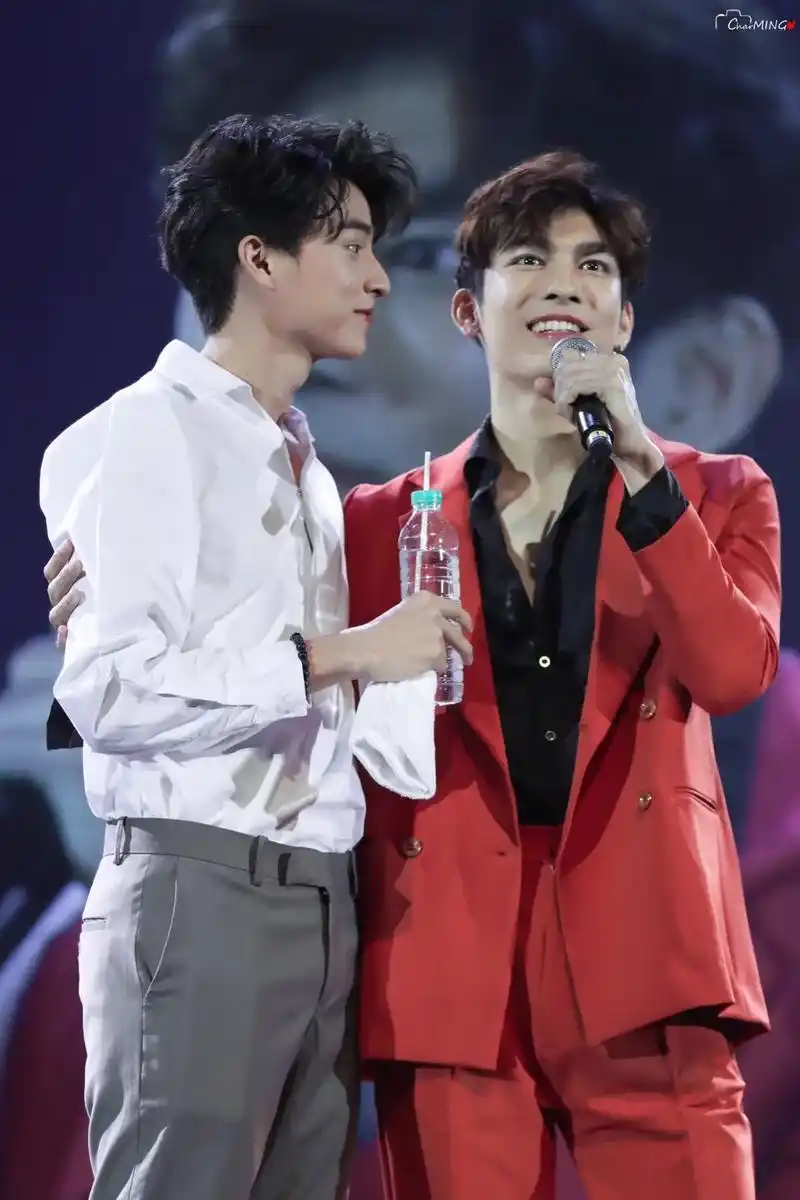 9897.#mewgulf #缪糕 97我见过许多流云,唯你 - 抖音