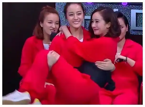 理解正确的公主抱,释放你的帅气魅力,内娱新方式._迪丽热巴_体重_镜头