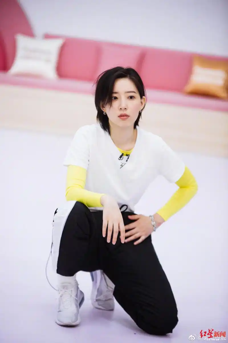 姐姐日记①│李斯丹妮哇万茜姐姐简直是颠覆我的三观