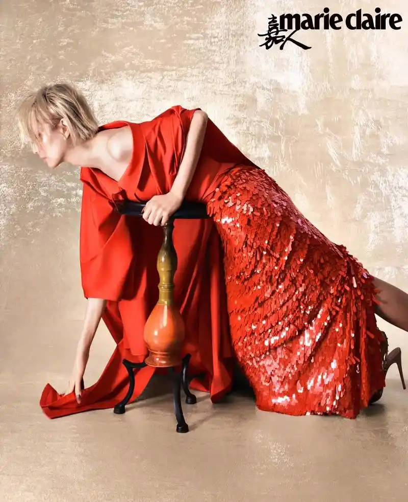 郑秀文 嘉人二月刊封面人物,天后登场!摄影: 曾无 - 抖音