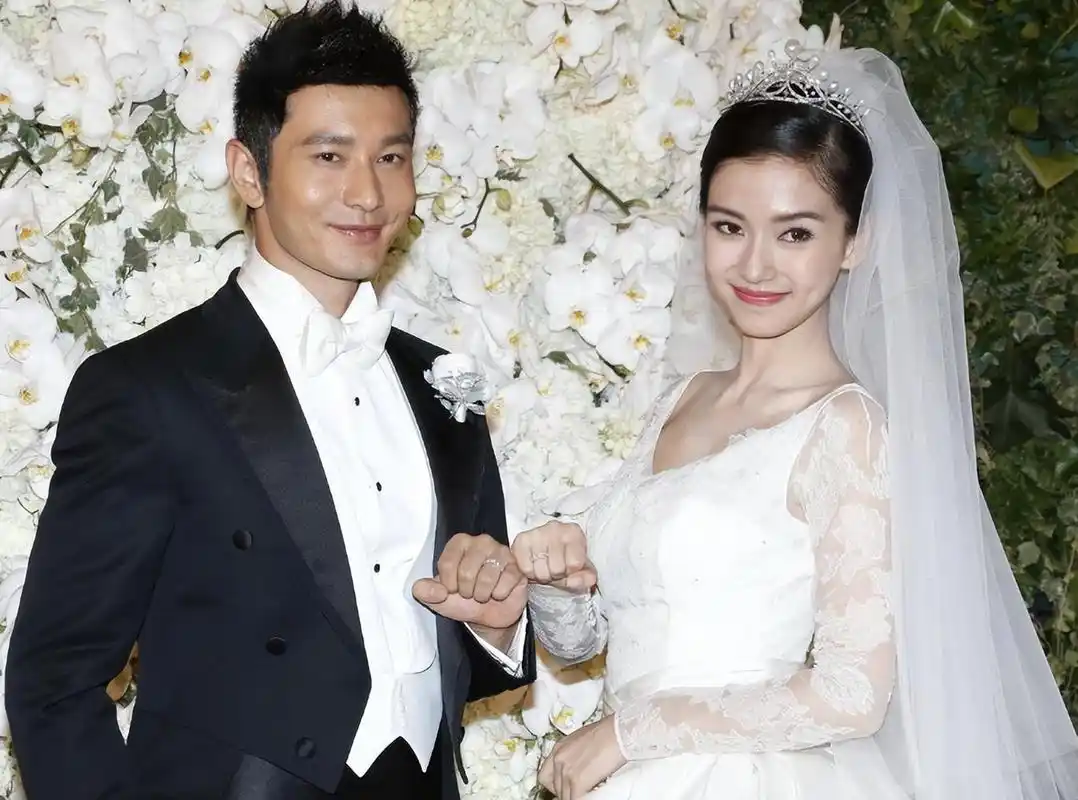 黄晓明4亿买断儿子抚养权,新女友甘当后妈 2015年,杨颖和黄晓明在上海