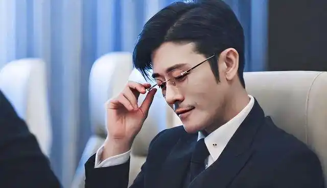 林申老婆杨雨辰资料,杨雨辰和林申婚纱照(林雨申却从不炒作低调演戏)