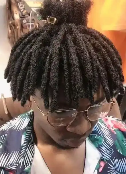 给非洲黑人兄弟做的脏辫