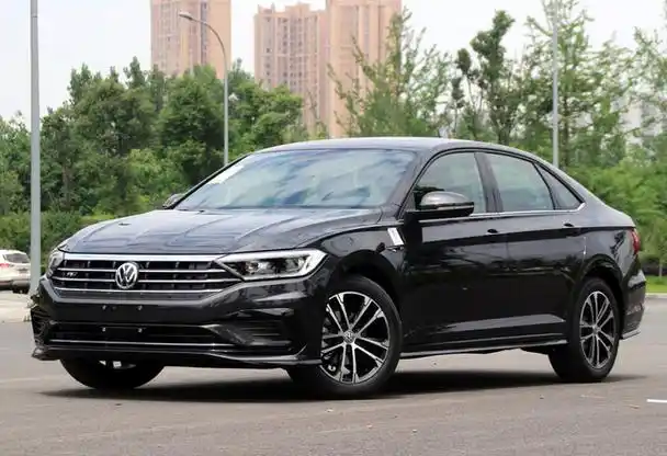 2020款大众速腾火了,比朗逸高级,油耗5.4l 7at 国六,12.89万起