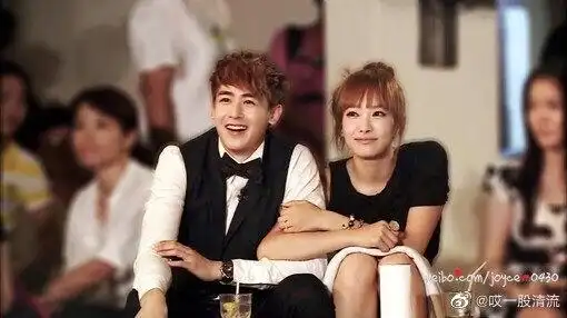 khuntoria 十周年快乐