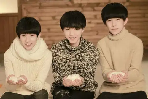 tfboys整容了一组照片来告诉你真相