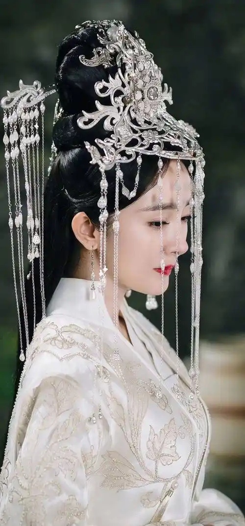 十大古装美女(5):杨幂,花开若相惜,花落莫相离_明星_婚姻_斯人若