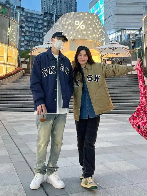 喜欢冬天7578158175情侣穿搭