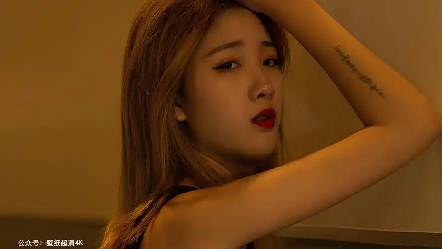 美女一个人难过抖音最火伤感背景图-美女壁纸 - 壁纸之家