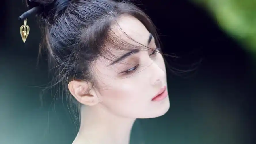 张馨予 最新高清宽屏壁纸壁纸图片