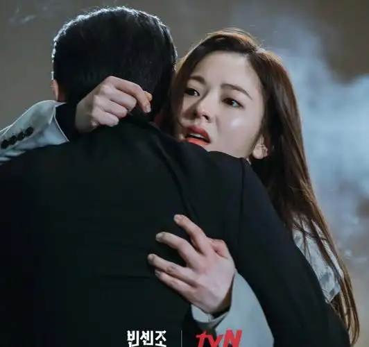 文森佐近日正式完结回顾剧情中15个写实戳心的黑道金句