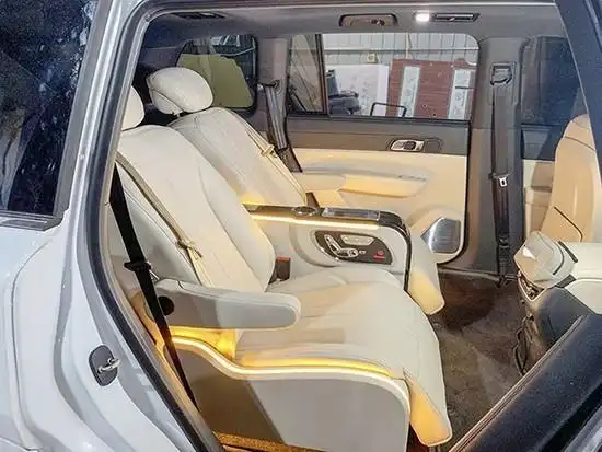 理想one专用航空座椅电动车内饰改装