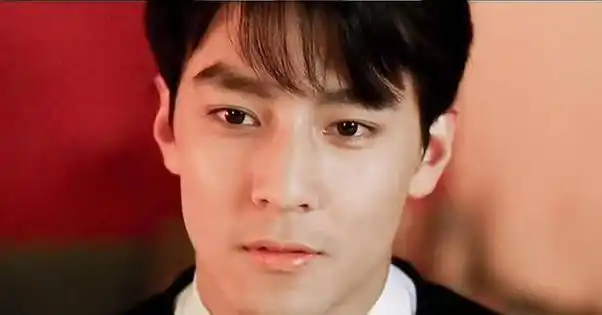 今天带大家看看,在那个没有美颜 滤镜和ps的年代,那些惊艳了时光的