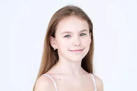 情感幸福微笑的孩子女孩心情个性照片